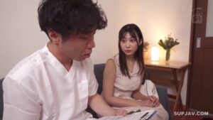 นางแบบหุ่นเซ็กซี่ โดนควยใหญ่ซอยหีสดไม่ยั้ง แตกในล้นรู