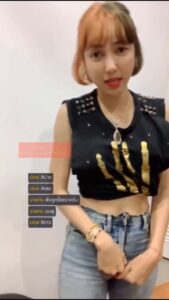 น้องเฟิร์สไลฟ์สด ซอยหีสดๆ ต่อหน้าสาวๆ แตกในคาห้อง